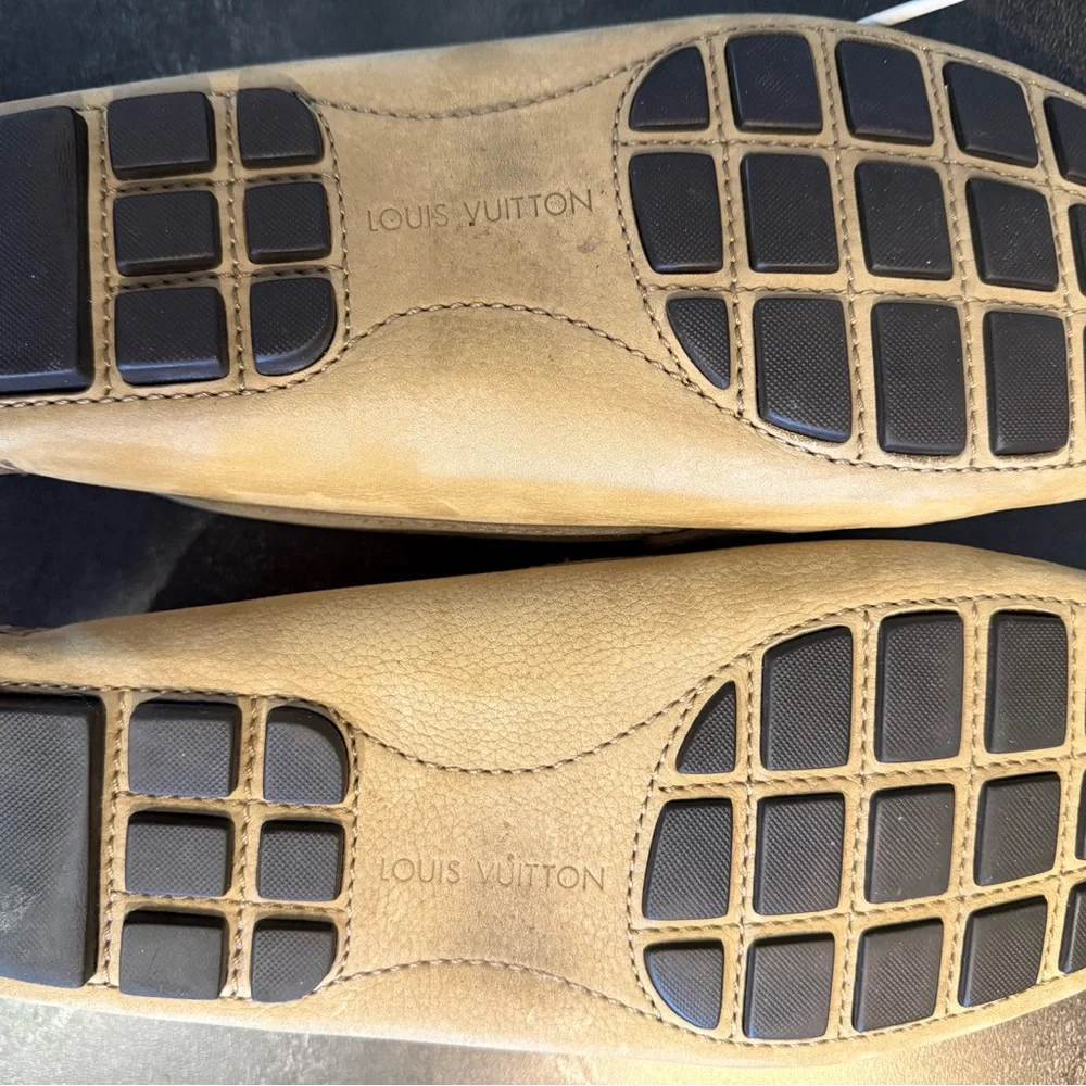 Louis Vuitton Tan Loafers with Red and Blue Detail size 8M